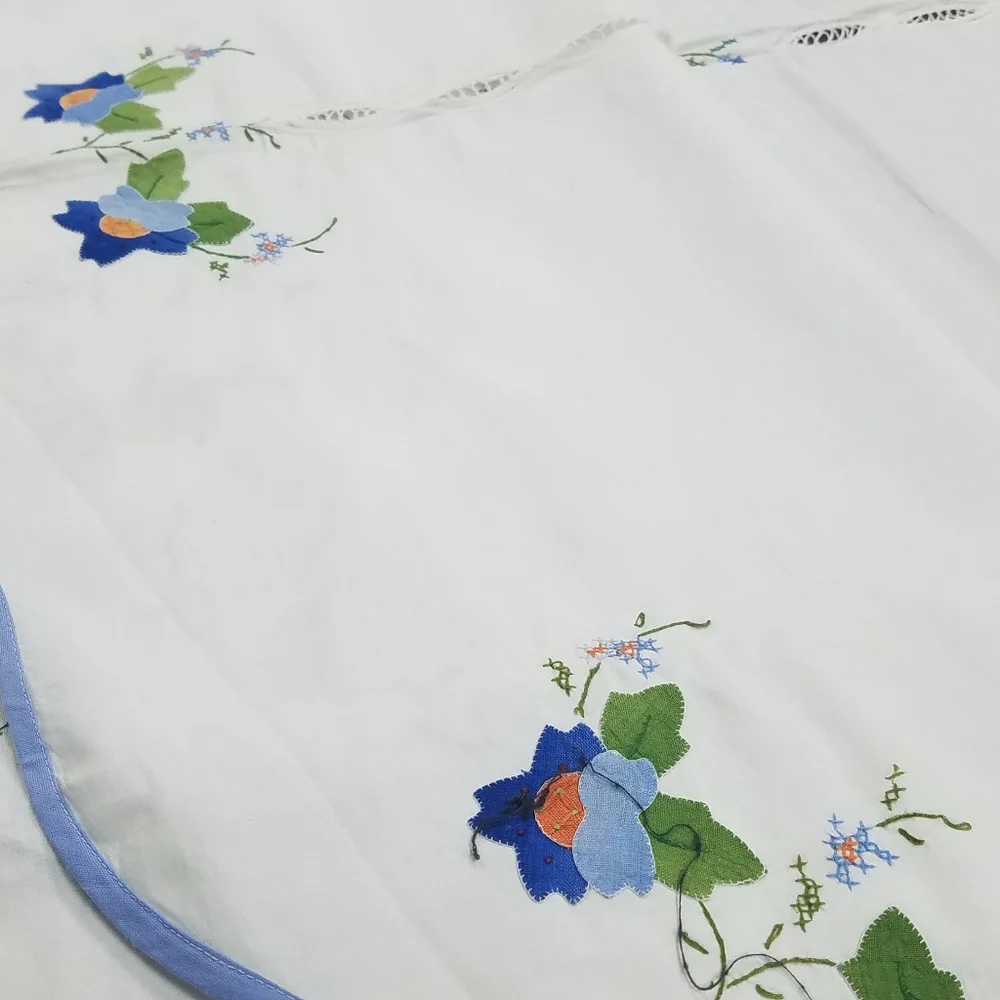 Vintage Floral Applique Round Tablecloth & 8 Napkins Set Blue Trim